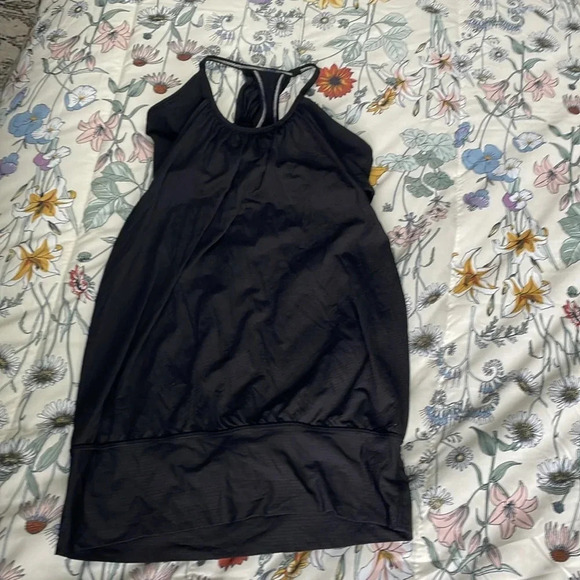 Lululemon no limits tank - Picture 7 of 9